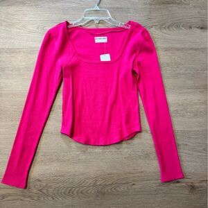 Women's Pink Long Sleeve Top